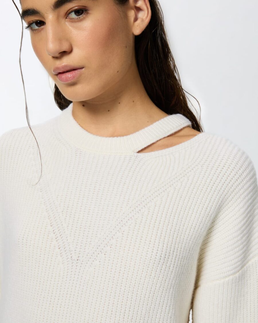 Abito corto in maglia con pizzo - immagine 6