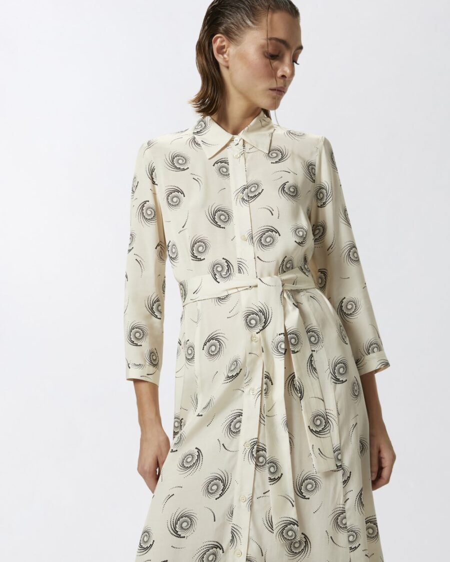 Abito lungo a camicia in twill stampa vortici - immagine 5
