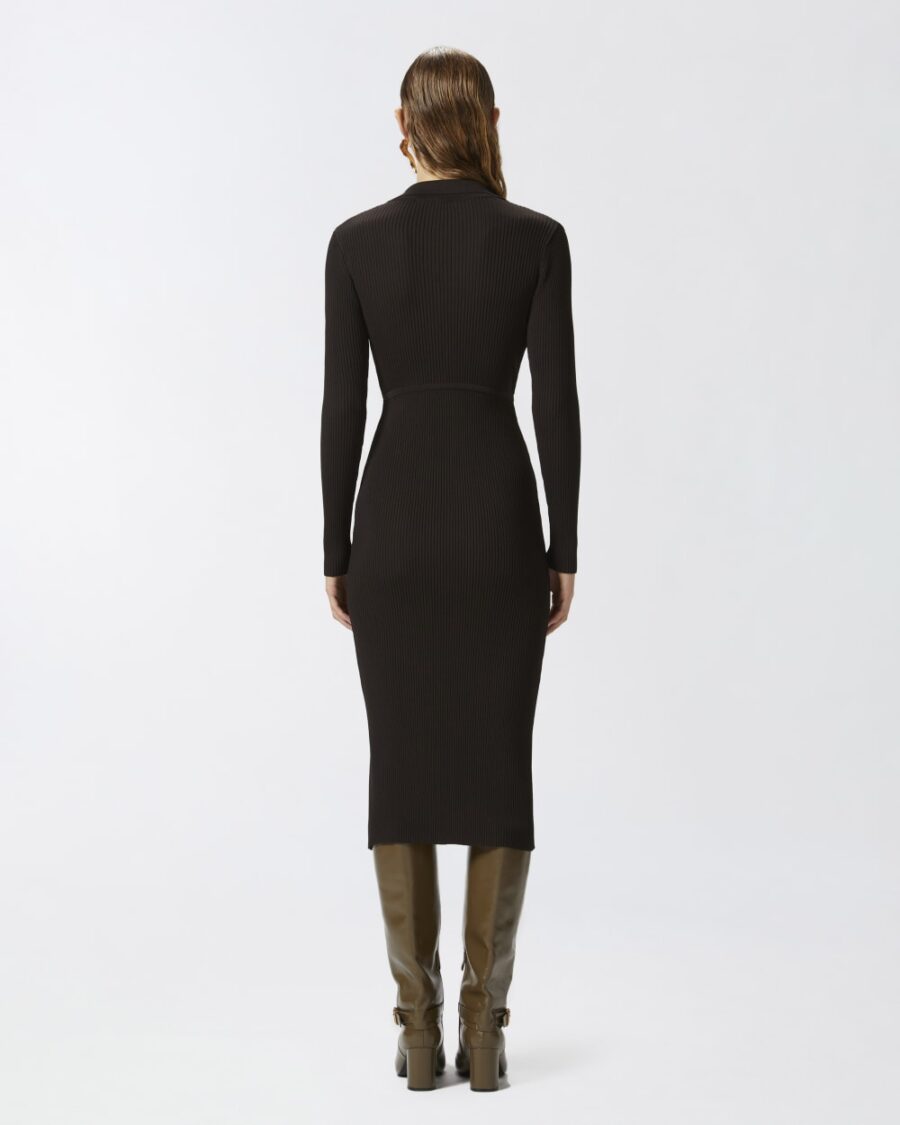 Long ribbed knit dress with golden buttons - Image 10