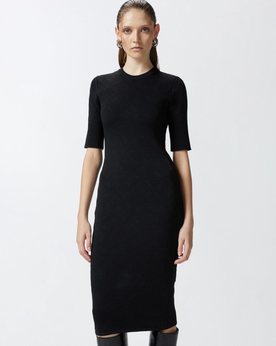 Abito midi aderente in maglia - immagine 4
