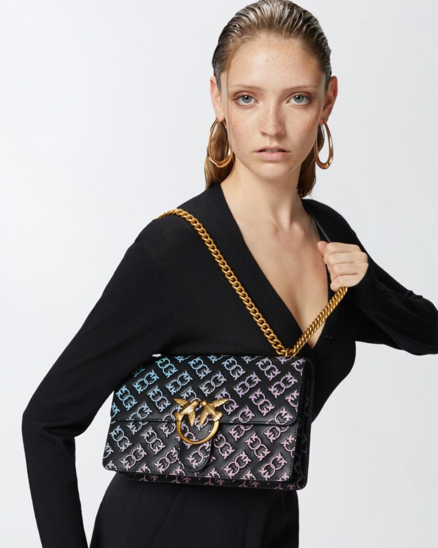 Borsa a tracolla con logo imprimè multicolore Love Bag nero e multicolor e antique gold