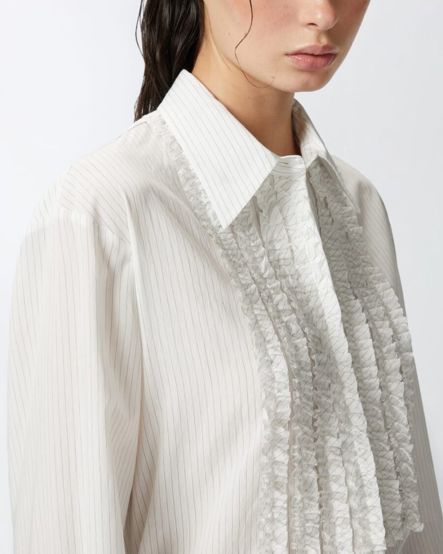 Camicia a righe sottili con volant davanti - immagine 6