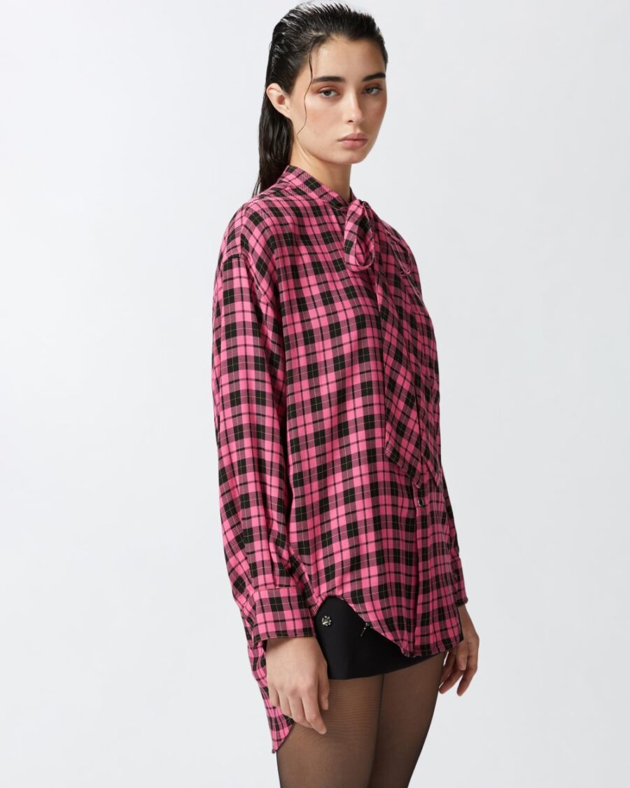 Camicia lunga a quadri con fusciacca mult.fuxia e nero