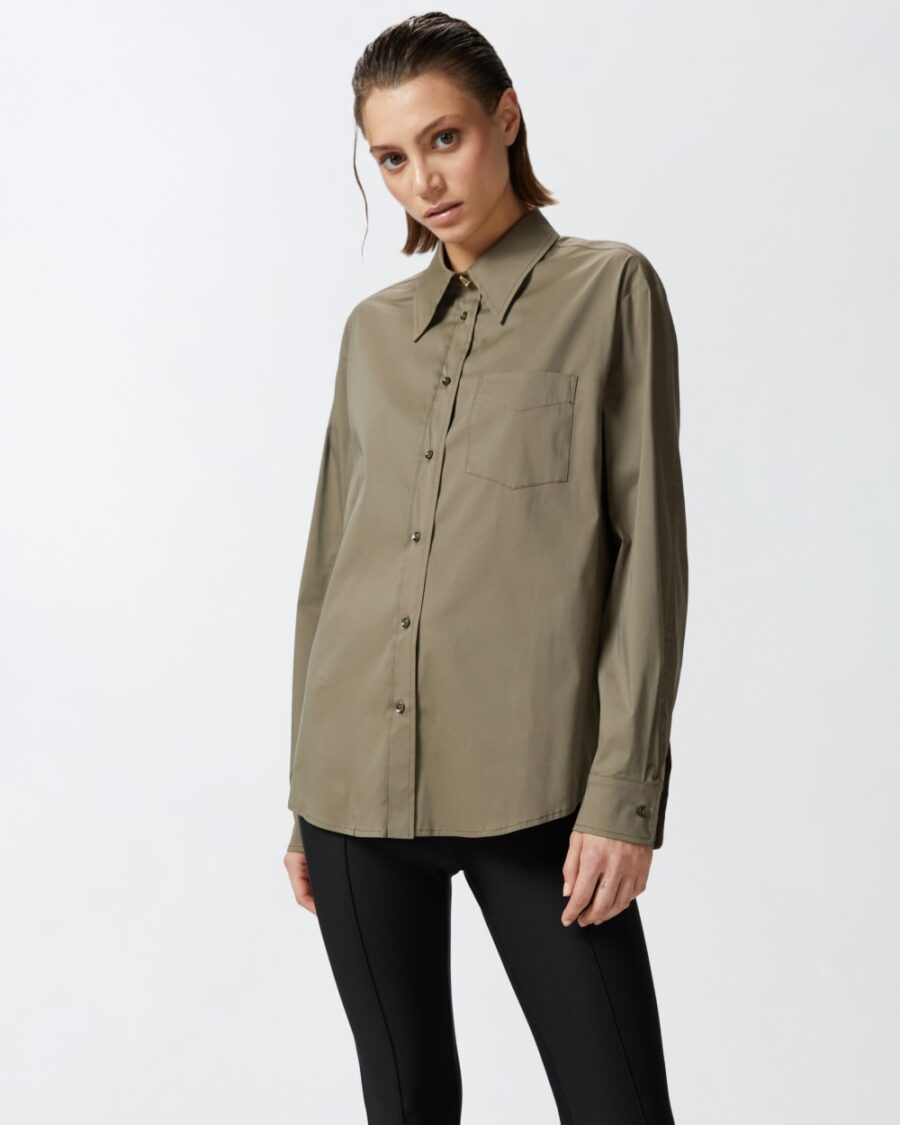 Camicia utility green in popeline stretch verde  e  faggio