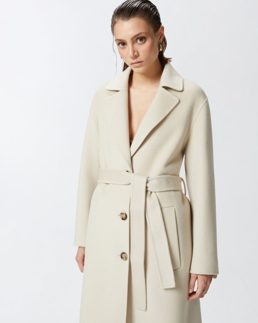 Cappotto lungo con cintura in panno doppio - immagine 4