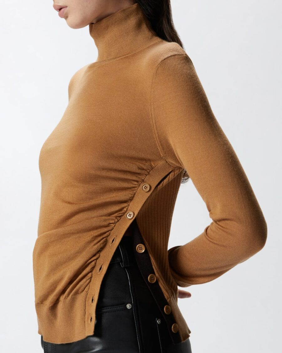 Wool turtleneck with side buttons - Image 6