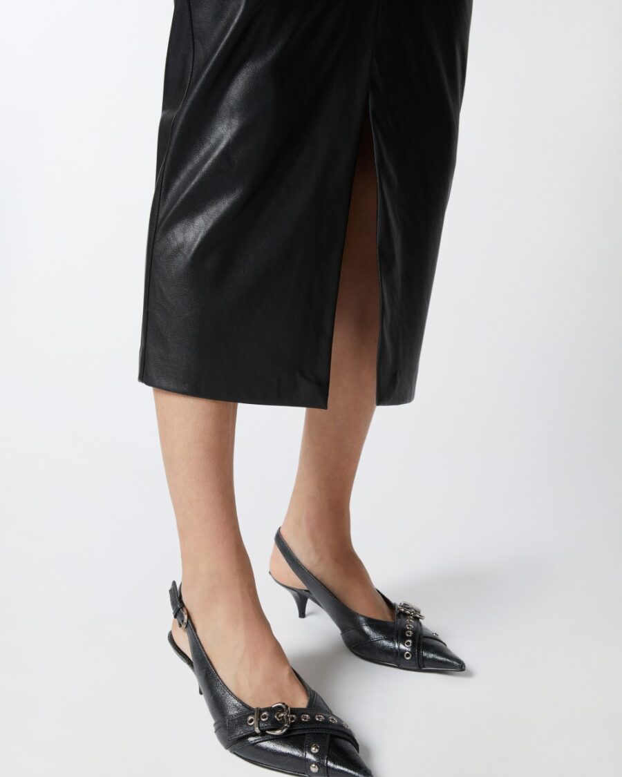 Leather-effect midi skirt with slit at the hem - Image 5