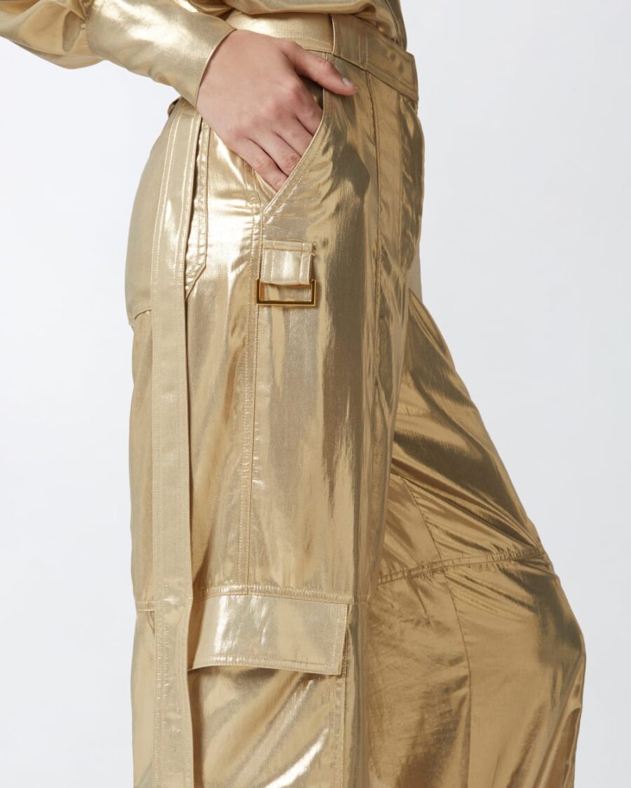 Wide-leg golden cargo trousers - Image 6