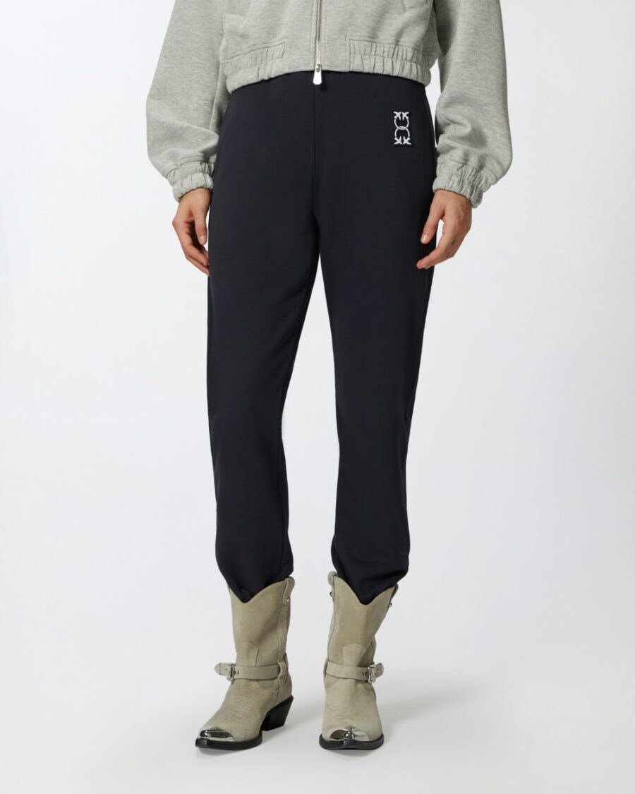 Sporty joggers with logo patch - Image 4
