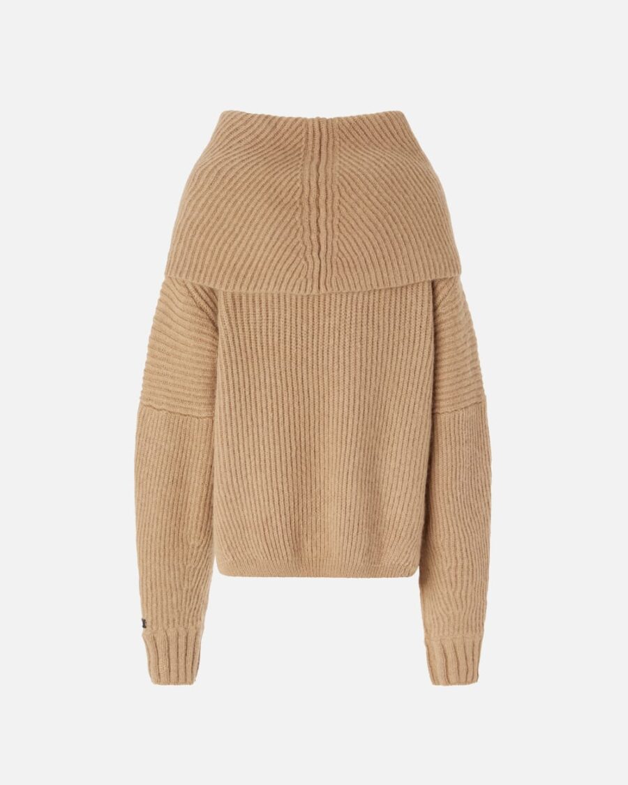 Pullover a coste con collo ampio risvoltato - immagine 2
