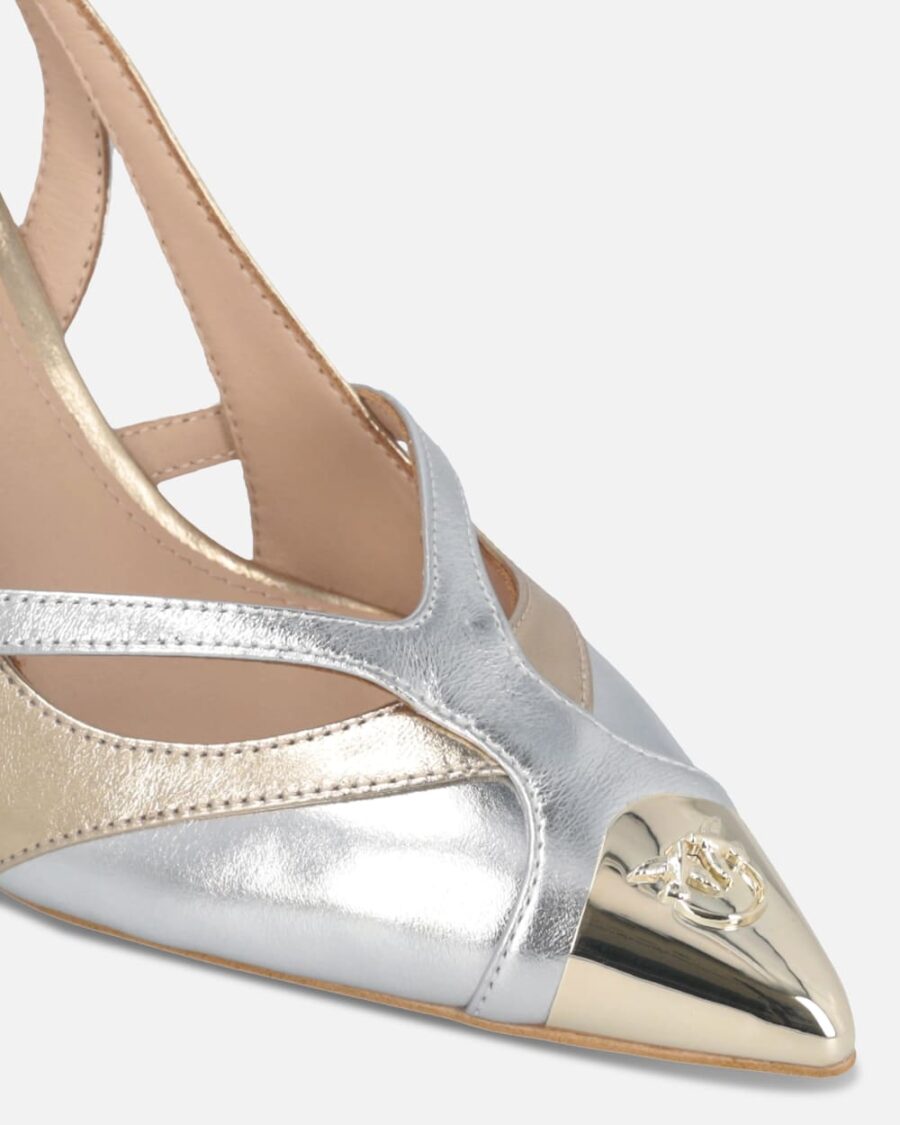 Scarpe décolleté laminate con tacco e punta in metallo - immagine 4