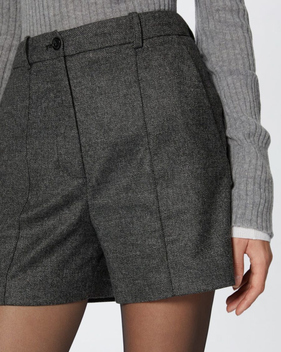 Shorts sartoriali con texture - immagine 6