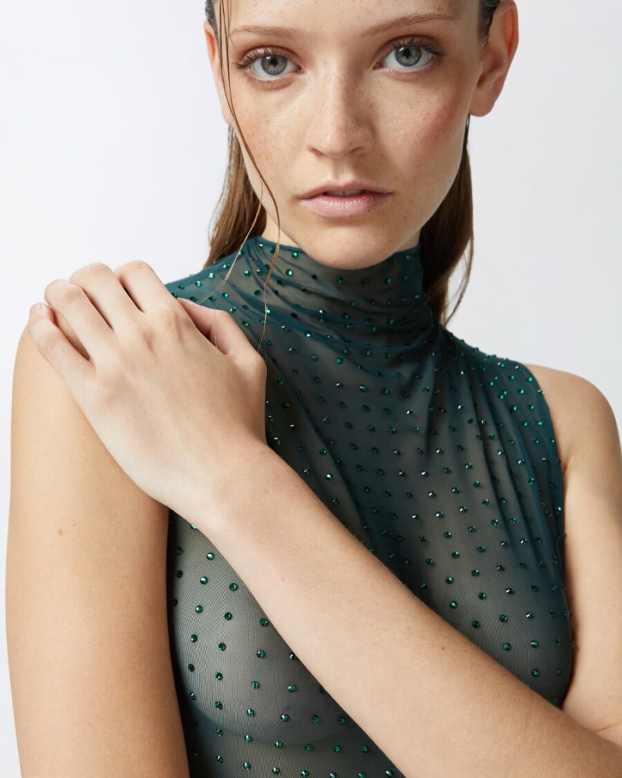 Top senza maniche in tulle con strass - immagine 6